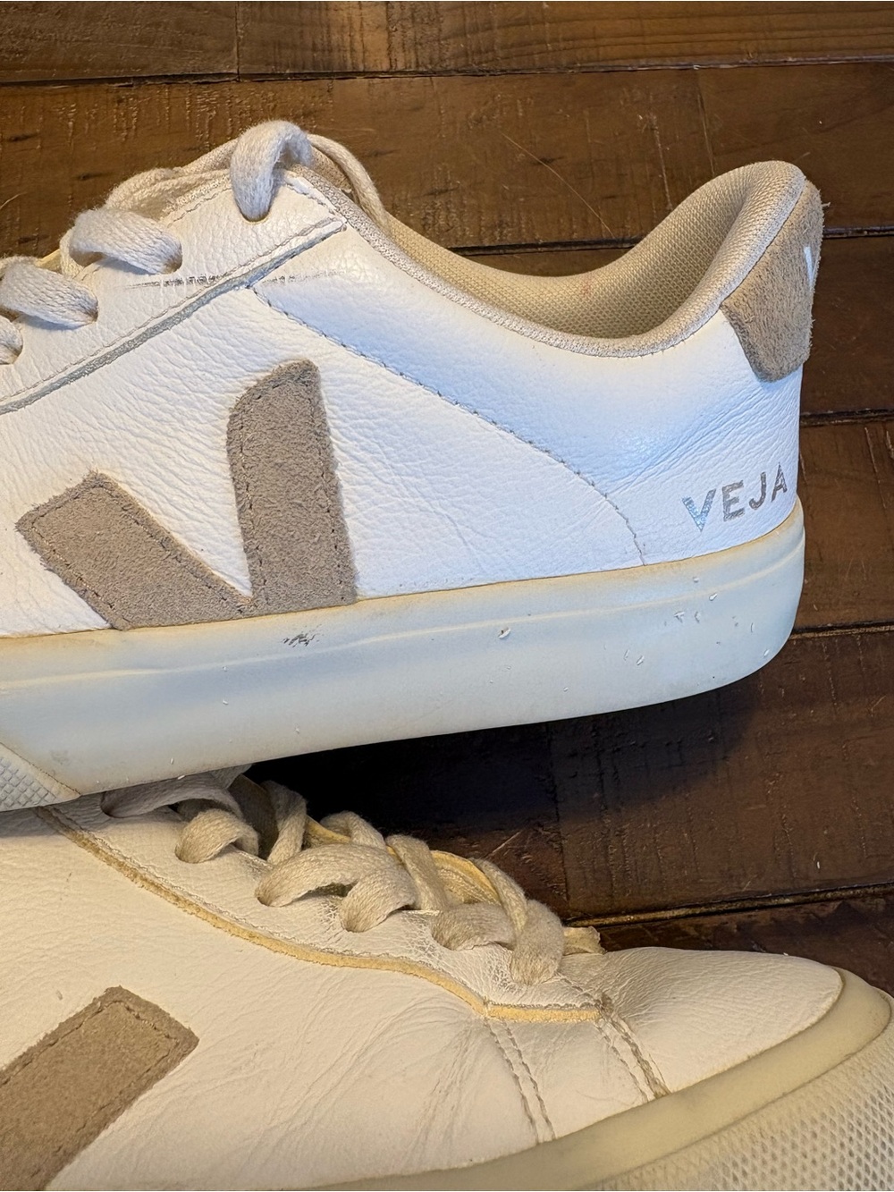 Veja White campoSneakers with Beige suede Accents Women's 6.5 - Picture 3 of 9